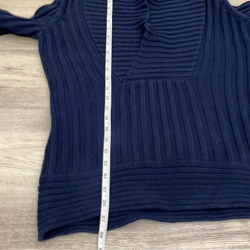 Chadwick’s Navy Blue Cross Wrap Front V-Neck Thick Long Sleeve Sweater Medium - Picture 8 of 10